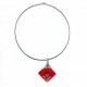 Collier chic losange rouge vif