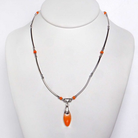 Collier délicatesse orange