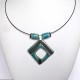 Collier chic losange bleu turquoise et noir