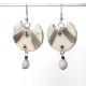 Boucles d'oreilles originales blancheur nature