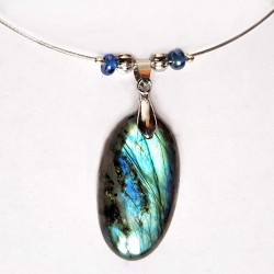 Collier labradorite raffiné et chic