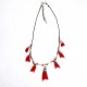 Collier rouge chic et éclatant