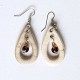 Boucles d'oreilles blanches originales et uniques