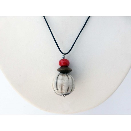 Collier nature raku blanc  et rouge