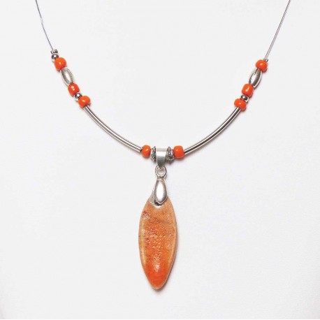 Collier délicatesse orange