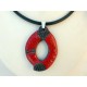 Collier chic et  eclatant rouge et noir 