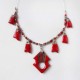 Collier de fête rouge chic et éclatant